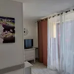 T2 Alhambra Avec Piscine A 800 M Richelieu Et 300m Ile Des Loisirs * Agde