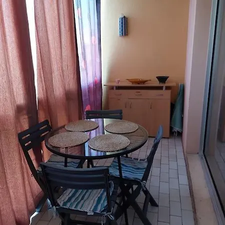 Apartment T2 Alhambra Avec Piscine A 800 M Richelieu Et 300m Ile Des Loisirs