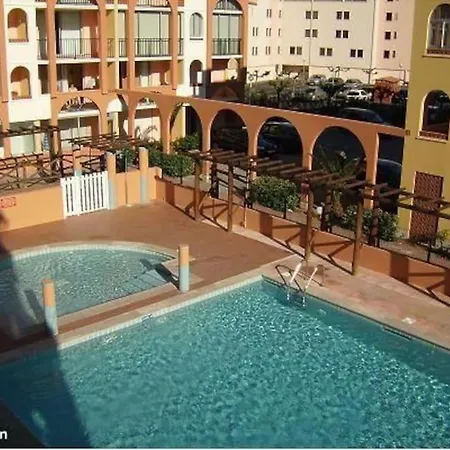 Apartment T2 Alhambra Avec Piscine A 800 M Richelieu Et 300m Ile Des Loisirs