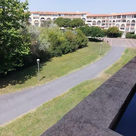 T2 Alhambra Avec Piscine A 800 M Richelieu Et 300m Ile Des Loisirs Agde