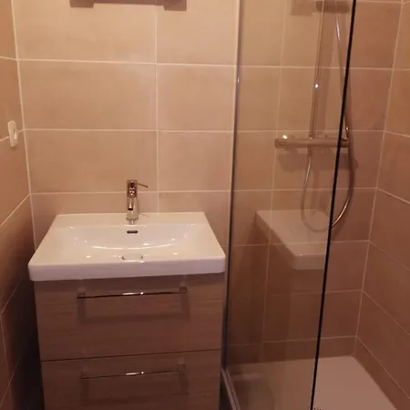 דירה T2 Alhambra Avec Piscine A 800 M Richelieu Et 300m Ile Des Loisirs