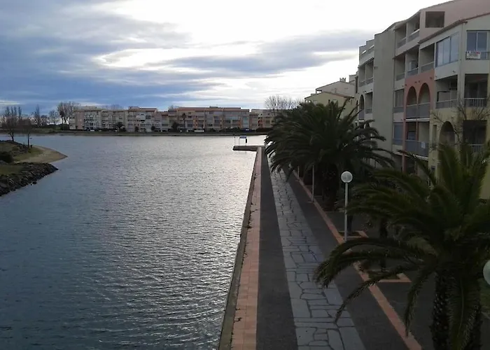 T2 Alhambra Avec Piscine A 800 M Richelieu Et 300m Ile Des Loisirs Διαμέρισμα